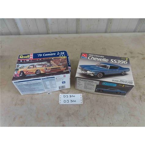 Revell Model Car Kits ; '79 Camaro Z28, AMT '69 Chevelle SS 396 - 1/25 Scale - McSherry Auction ...