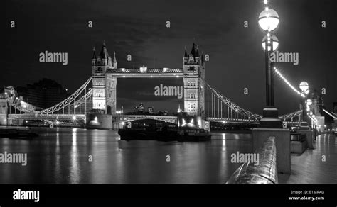 London - Tower bridge in night Stock Photo - Alamy