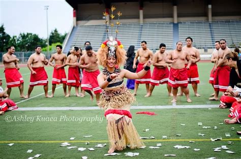 Samoan Siva (Dance). Taupou. Taualuga. Ashley Kuaea Photography 2012