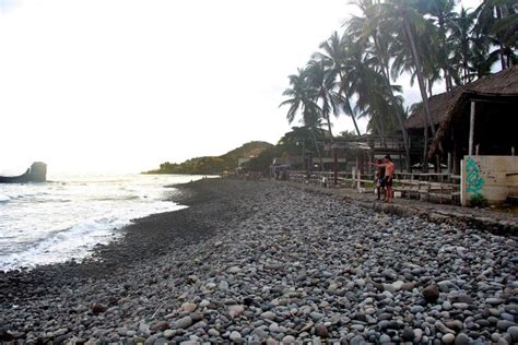 How El Salvador Became a World-class Surfing Destination