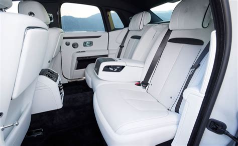 Ghost Luxury Rolls Royce Phantom Interior - fairouziatbeats