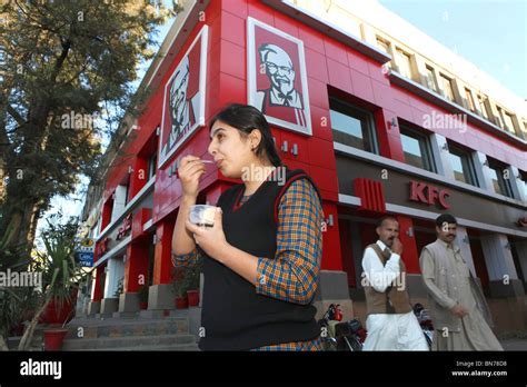 KFC-Restaurant in Islamabad Stockfotografie - Alamy