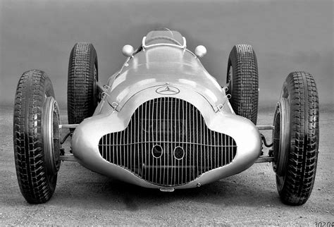 1938 Mercedes-Benz W154 | Review | SuperCars.net