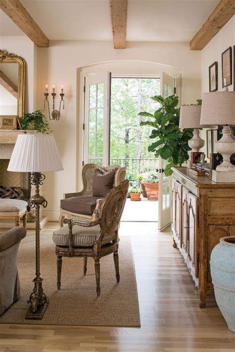 40 Stunning French Country Home Decor Ideas For Relaxed Look - HOUSEDCR in 2020 | French country ...