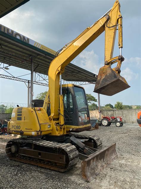 KOMATSU EXCAVATOR – nihonequipment.com