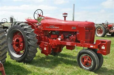 FARMALL 300 | International tractors, Farmall, Tractors