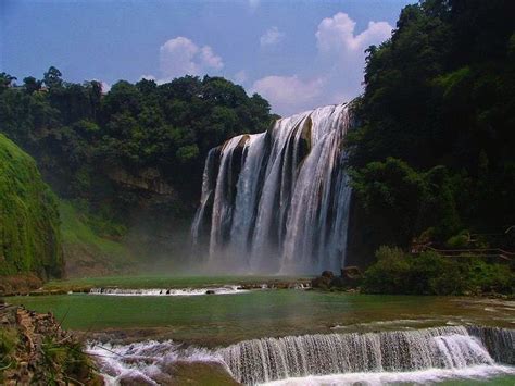 Huangguoshu Waterfalls: Huangguoshu Waterfall