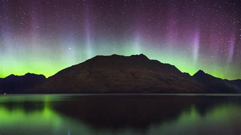 Cecil Peak 4K Wallpaper, New Zealand, Aurora Borealis, Northern Lights, Starry sky, Night time ...