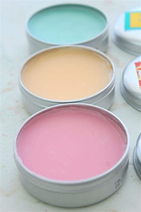 DIY Tinted Lip Balm With Natural Ingredients | Easy Peasy Creative Ideas