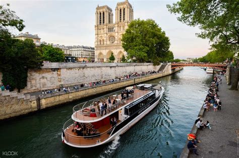 Guided Cruise on the Seine River by Vedettes de Paris - Klook Malaysia