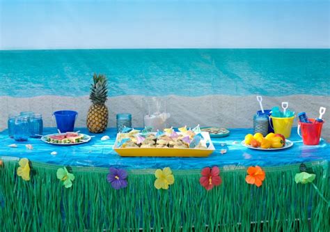 Backyard Beach Party Ideas! - {Not Quite} Susie Homemaker