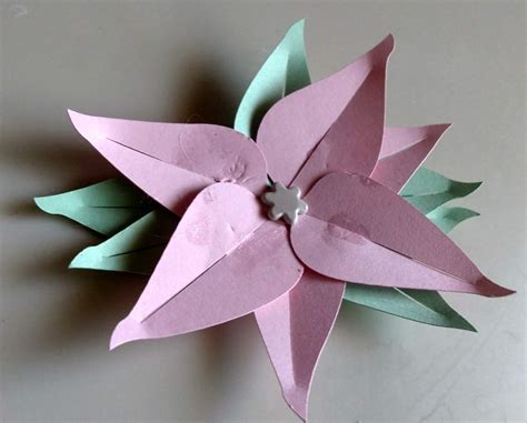 Paper Flowers - The Christmas Poinsettia - The Crazy Cricut Lady