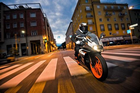 2015 KTM RC 125 | Top Speed