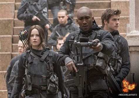 The Hunger Games: Mockingjay, Part 2 Releases Final Theatrical Trailer, Poster And Stills ...