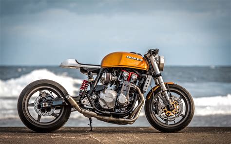 Run Iron CB1300 - Inazuma café racer