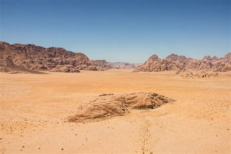 desert, Landscape, Rock, Sky, Sand, Nature Wallpapers HD / Desktop and Mobile Backgrounds