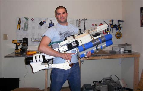 3D printing used to make first real handheld railgun, which fires plasma projectiles at 560 mph