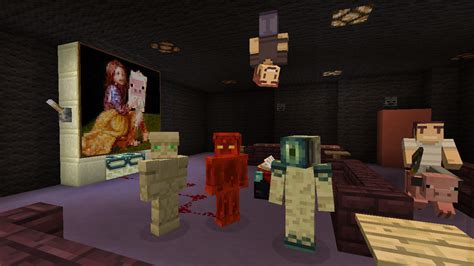 Celebrate Minecraft: Xbox 360 Edition's birthday with some free skins - VG247