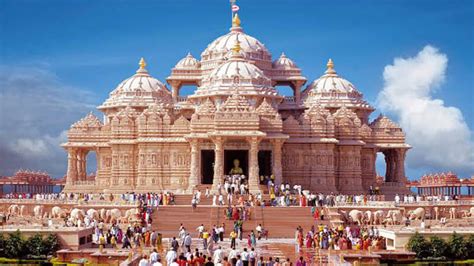 Detailed Information about Akshardham Temple in Delhi-EaseMyTrip