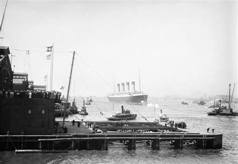 Rms Olympic, 1911 Photograph by Granger - Fine Art America