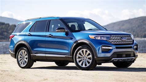 2022 Explorer Hybrid Ford Photos and Videos - MotorTrend