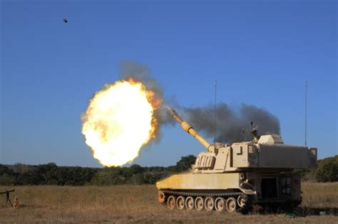 'Red Dragons' begin gunnery with a bang: Paladin crews prepare for qualification | Article | The ...