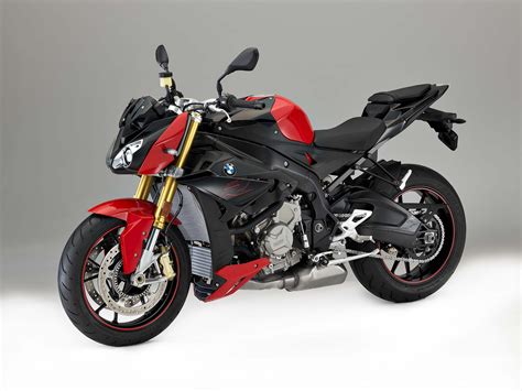 2017 BMW S1000R Gets Updated