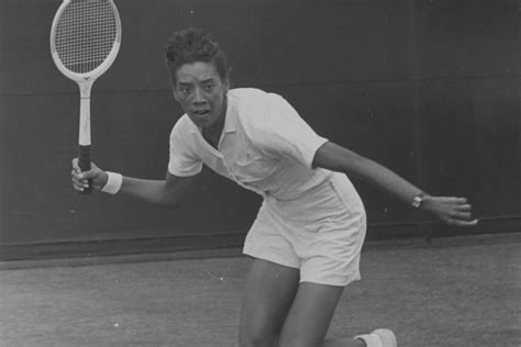 Althea Gibson - Biography of Tennis Pioneer