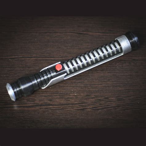 Qui-Gon Jinn's lightsaber | Star Wars Replica | Star Wars In - Inspire ...