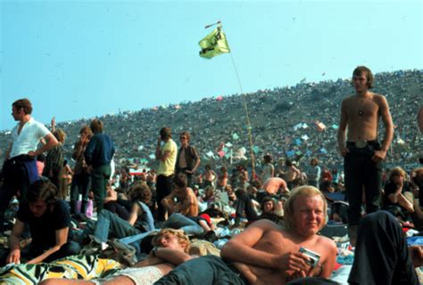 6 of the most memorable music festivals of the 60s and 70s