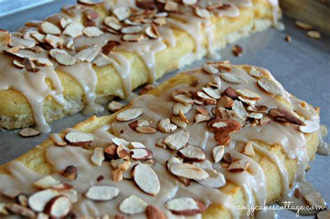 Danish Puff Pastry with Sliced Almonds | DebbieNet.com