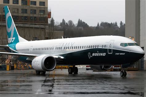 Boeing rolls out the new 737 MAX 9 - Airline Suppliers