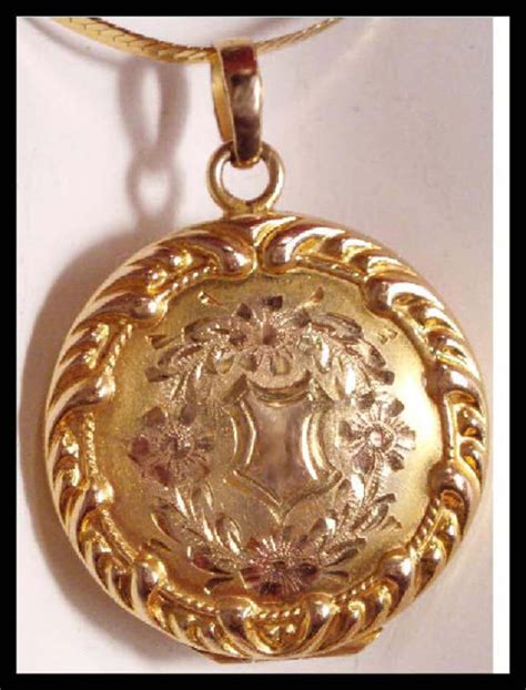 14kt GOLD Antique Victorian Locket Necklace * Vintage keepsake* photo ...