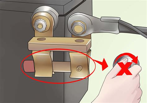 How to Attach a Car Battery Cut off Switch: 13 Steps