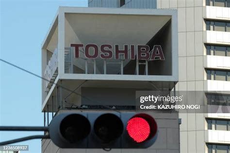 Toshiba Headquarters Photos and Premium High Res Pictures - Getty Images