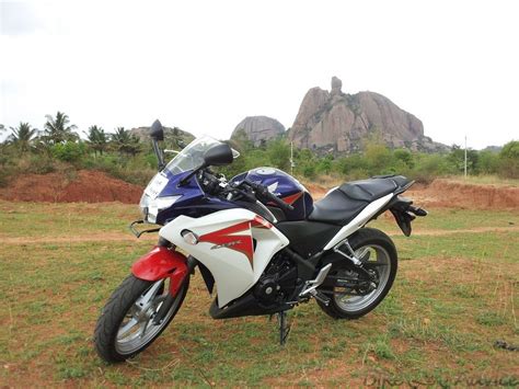 Honda CBR250R Review, Critique, and Ownership Experience Report by Vinay Raj Somashekar