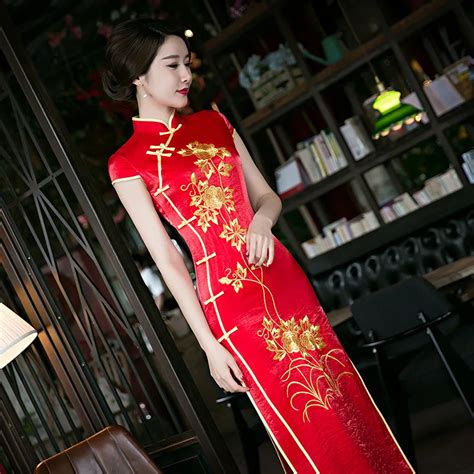 Red Women Chinese Traditional Dress Red Bridal Wedding Dress Clothes Chinese National Long Qipao ...