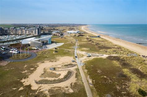 2017 Annual Closure : Juno Beach Centre