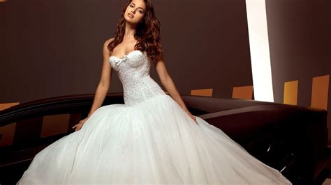 🔥 [50+] Wedding Dress Wallpapers | WallpaperSafari