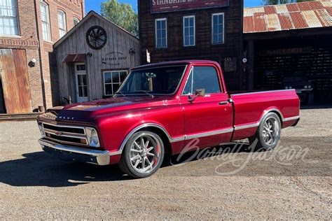 1967 CHEVROLET C10 CUSTOM PICKUP