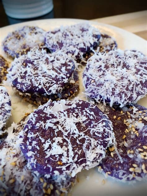 Nancy's Home Cooking: How to make Palitaw in Ube flavor/Ube Palitaw Recipe