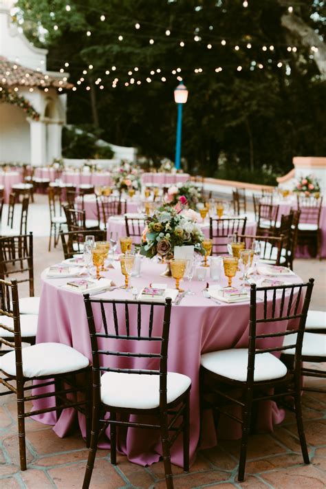 Incredibly Vibrant Botanical Garden Wedding - Junebug Weddings