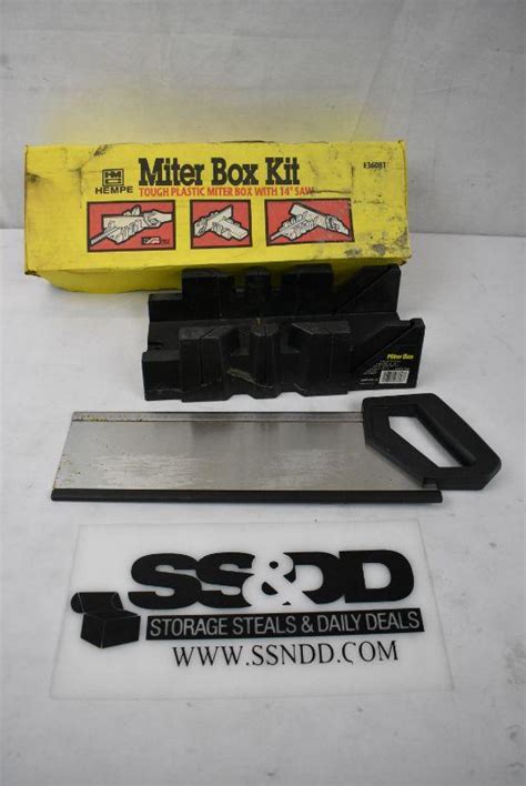 Miter Box Kit: Tough Plastic Miter Box with 14" Saw by Hempe | EstateSales.org