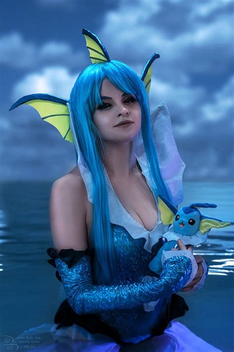 Vaporeon from Pokemon Gijinka Cosplay