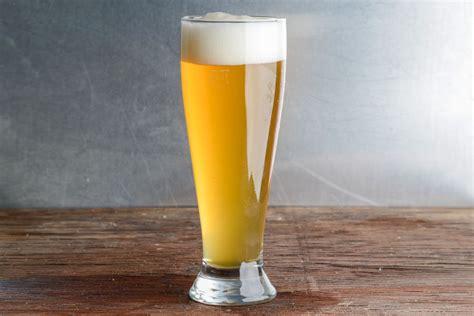 Easy Homemade Belgian Blonde Ale Recipe 2024 - AtOnce