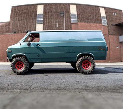 1983 GMC Vandura Rendering Is Lifted Off-Roader | GM Authority