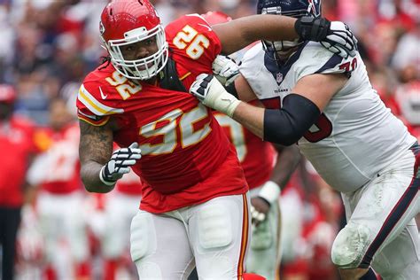 Panthers Adding Dontari Poe To Defensive Line | The Riot Report