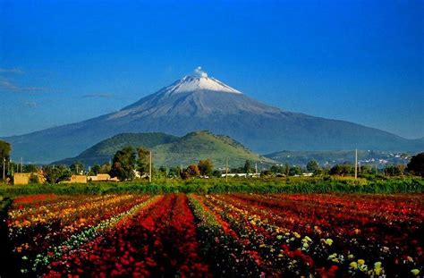 Vista del volcan Popocatepetl desde Atlixco, Puebla, México Mount Rainier, Oscar, Around The ...