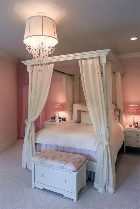 Master Canopy Bedroom Sets - Design Corral