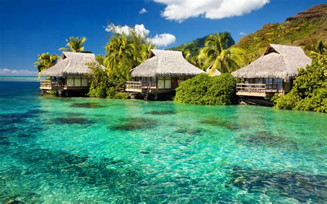 Tiki huts wallpaper - Beach Wallpapers